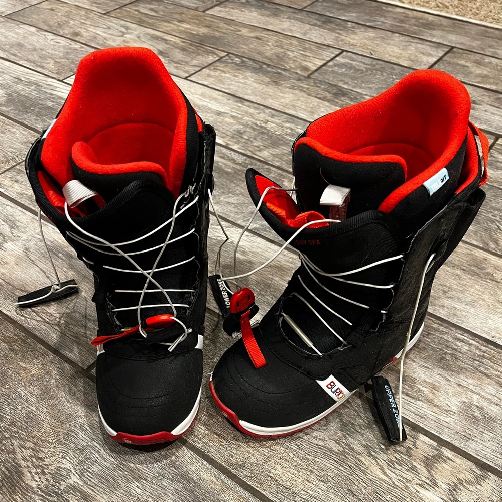 Burton Women’s Day Spa Snowboarding Boots Size 8